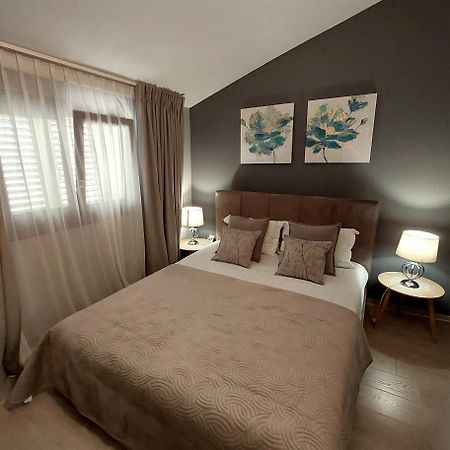 Apartaments Victoria Porec Ngoại thất bức ảnh